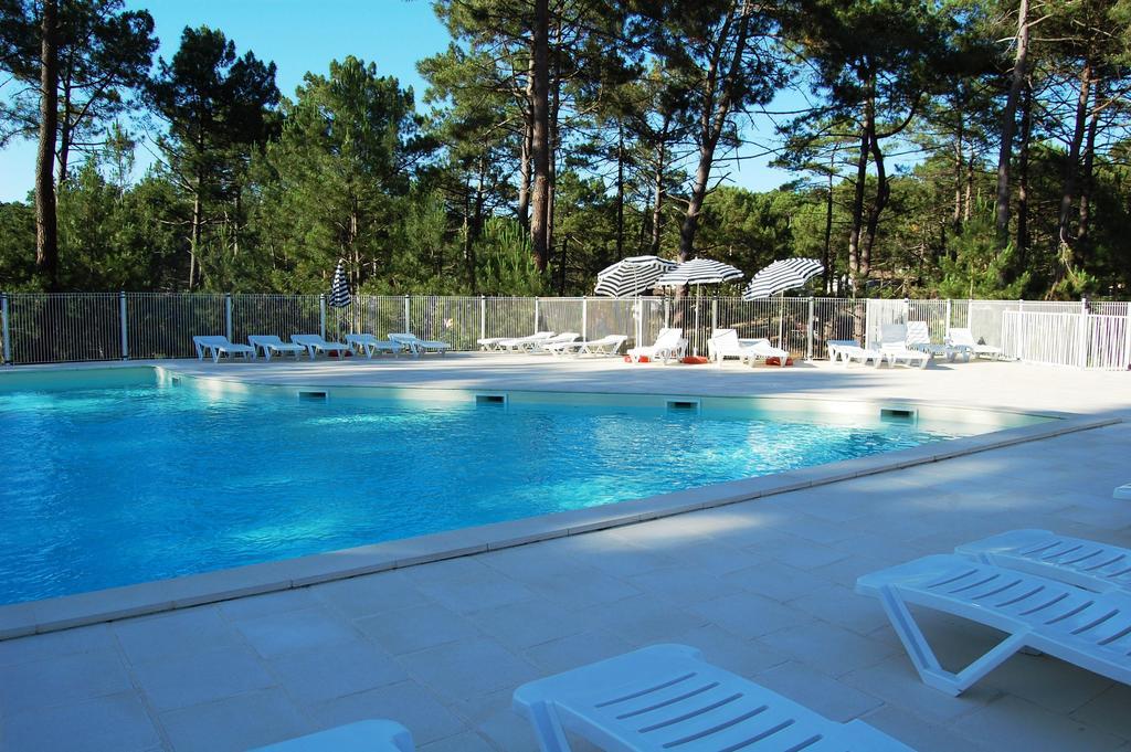 Vtf Les Oyats Sylvadoures Hotel Maubuisson Bagian luar foto